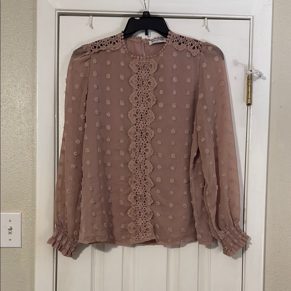 Elegant Lace Trim Blouse - Mauve